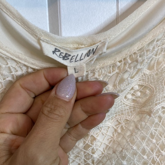 Rebellion | Cream Lace Sleeveless Boho Dress - Asymmetrical hem - Large - Picture 2 of 6